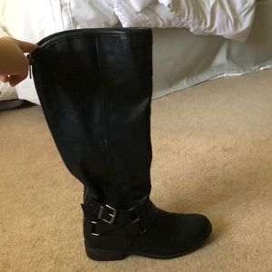 Women’s black leather riding boots